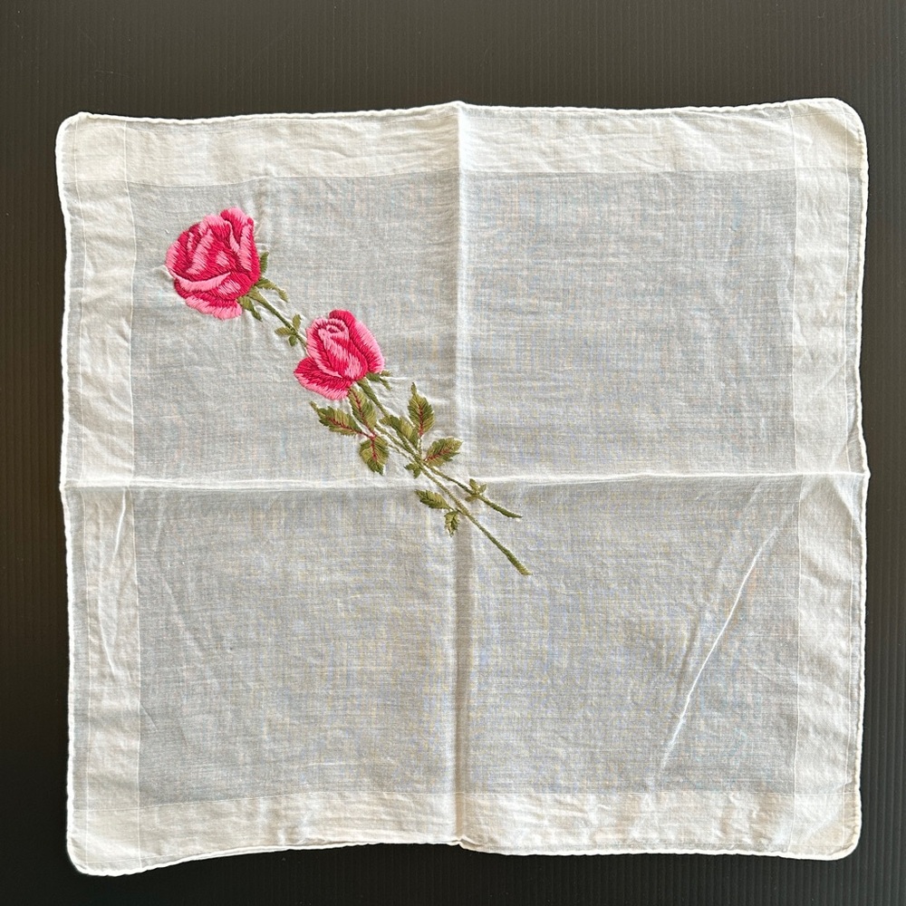 VTG Embroidered Floral Hanky Pink & Red Rose Handkerchief